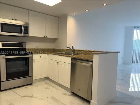 19501 W Country Club Drive Aventura FL 33180