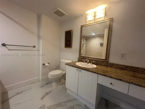 19501 W Country Club Drive Aventura FL 33180