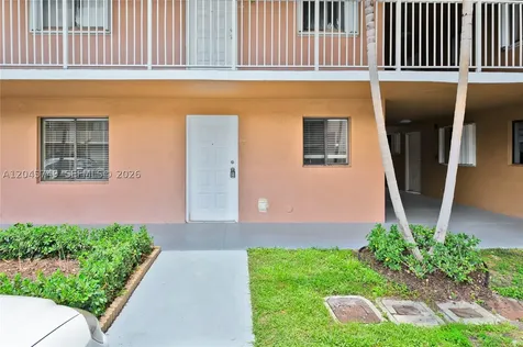 6041 W 24th Avenue Hialeah FL 33016