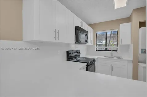 6041 W 24th Avenue Hialeah FL 33016
