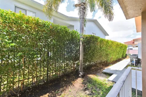 6041 W 24th Avenue Hialeah FL 33016