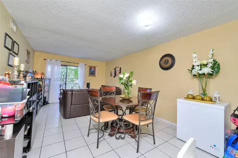6041 W 24th Avenue Hialeah FL 33016