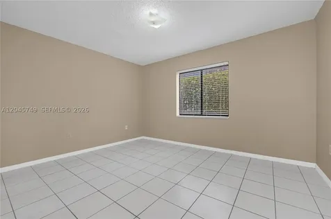 6041 W 24th Avenue Hialeah FL 33016