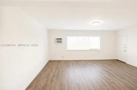 7600 Dickens Avenue Miami Beach FL 33141