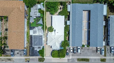1826 Mckinley Street Hollywood FL 33020