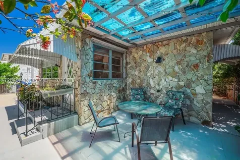 1826 Mckinley Street Hollywood FL 33020