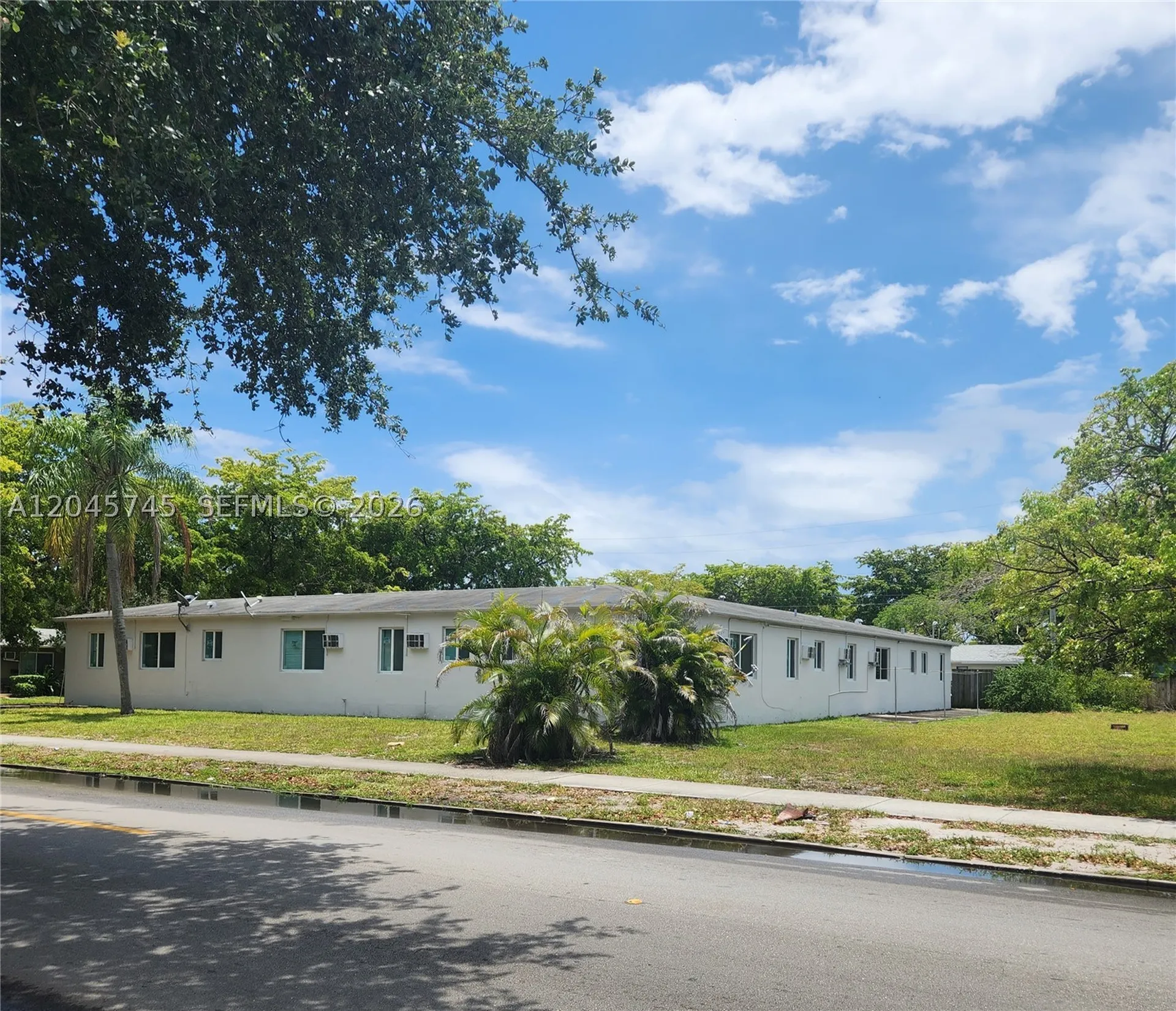 2000 Washington Street Hollywood FL 33020
