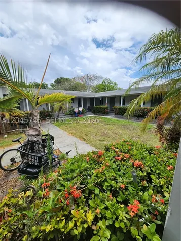 2000 Washington Street Hollywood FL 33020