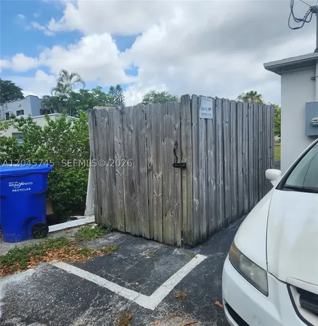 2000 Washington Street Hollywood FL 33020
