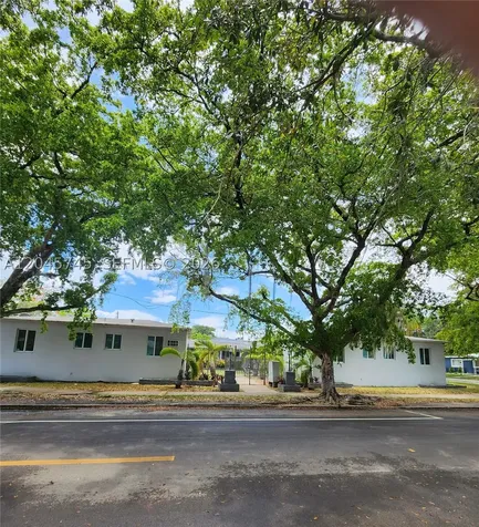 2000 Washington Street Hollywood FL 33020