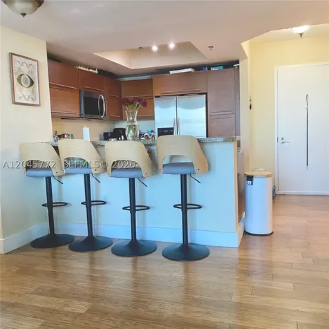 2641 N Flamingo Road Sunrise FL 33323