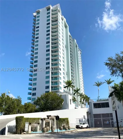 2641 N Flamingo Road Sunrise FL 33323
