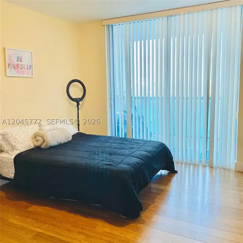 2641 N Flamingo Road Sunrise FL 33323