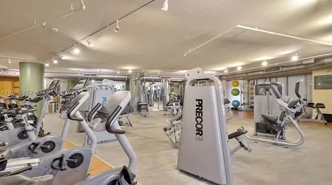 2641 N Flamingo Road Sunrise FL 33323