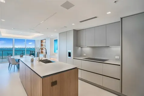 3801 Collins Avenue Miami Beach FL 33140