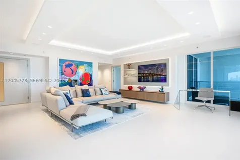 3801 Collins Avenue Miami Beach FL 33140