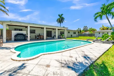 12805 SW 193rd Terrace Miami FL 33177
