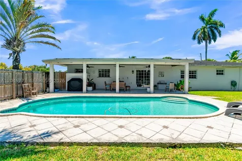 12805 SW 193rd Terrace Miami FL 33177