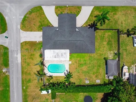 12805 SW 193rd Terrace Miami FL 33177
