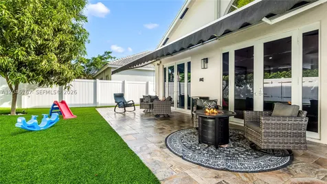 123 SW 164th Avenue Pembroke Pines FL 33027