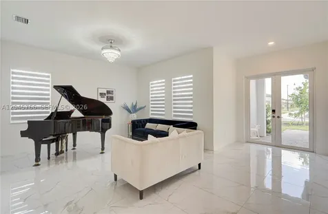 4367 SW 123 Lane Davie FL 33330