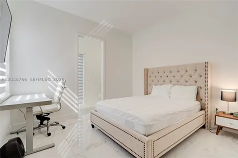 4367 SW 123 Lane Davie FL 33330