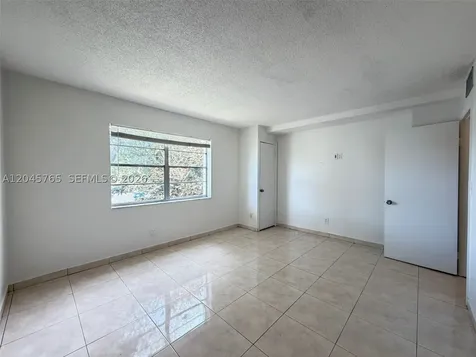 8411 NW 8th Street Miami FL 33126