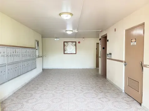 8411 NW 8th Street Miami FL 33126
