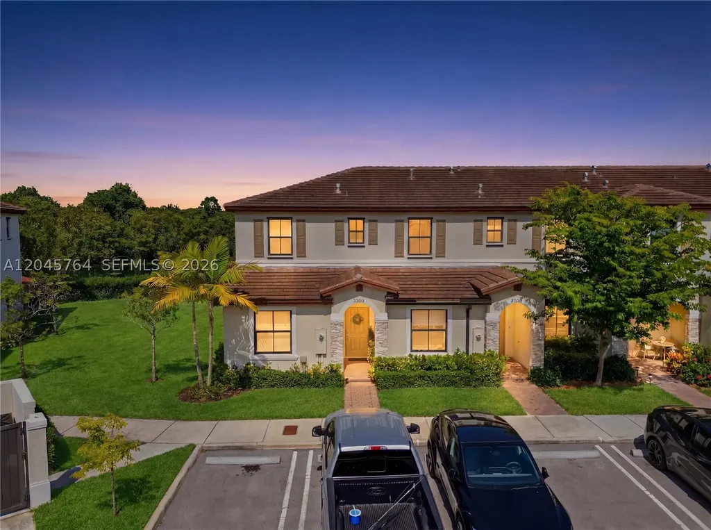 23101 SW 99th Avenue Cutler Bay FL 33190