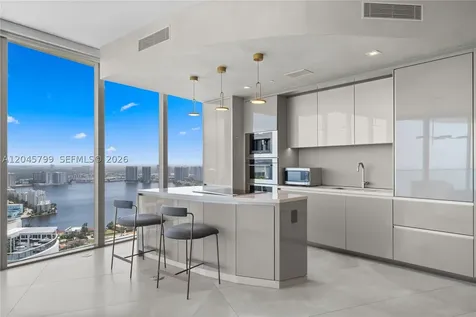 18975 Collins Avenue Sunny Isles Beach FL 33160
