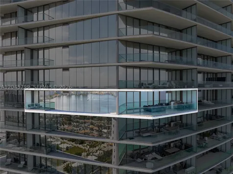 18975 Collins Avenue Sunny Isles Beach FL 33160