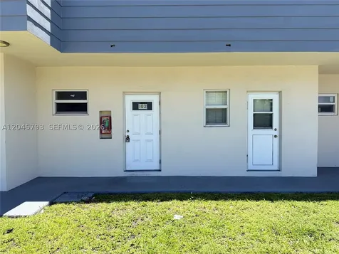 13215 NE 6th Avenue North Miami FL 33161