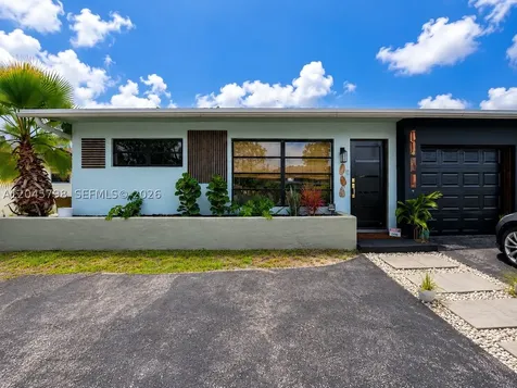9160 NW 26th Place Sunrise FL 33322