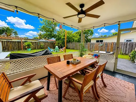 9160 NW 26th Place Sunrise FL 33322