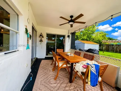 9160 NW 26th Place Sunrise FL 33322