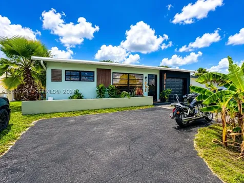 9160 NW 26th Place Sunrise FL 33322