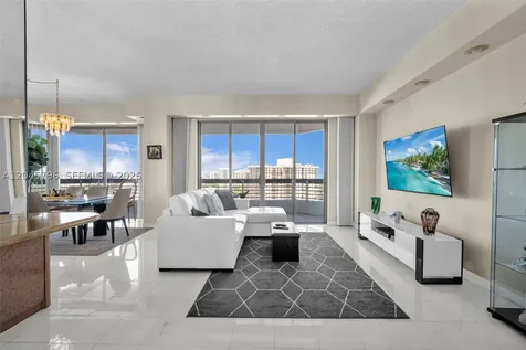 19101 Mystic Pointe Drive Aventura FL 33180