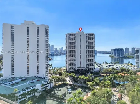 19101 Mystic Pointe Drive Aventura FL 33180
