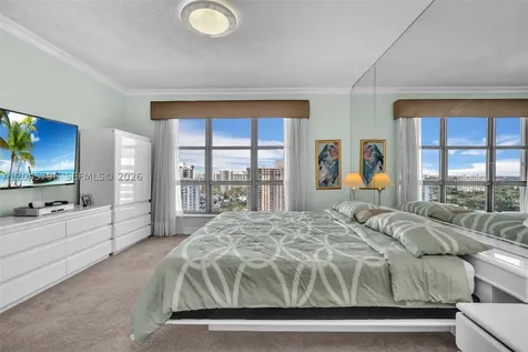 19101 Mystic Pointe Drive Aventura FL 33180