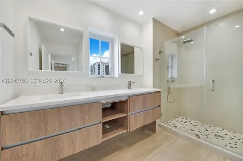 120 Salamanca Avenue Coral Gables FL 33134