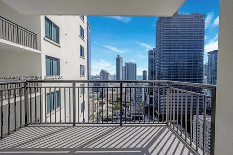 999 SW 1st Avenue Miami FL 33130