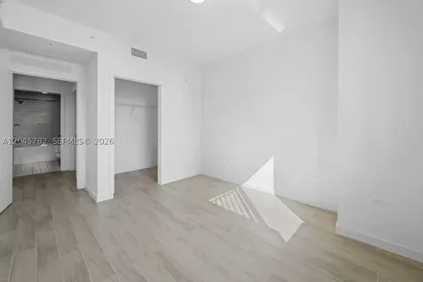 999 SW 1st Avenue Miami FL 33130
