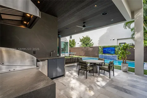 10540 NW 67th Terrace Doral FL 33178