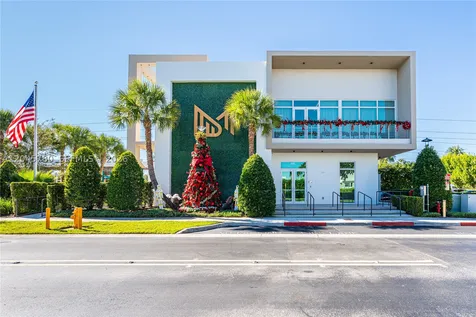 10540 NW 67th Terrace Doral FL 33178