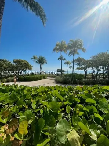 10275 Collins Avenue Bal Harbour FL 33154
