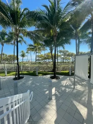 10275 Collins Avenue Bal Harbour FL 33154