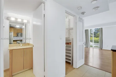 10275 Collins Avenue Bal Harbour FL 33154