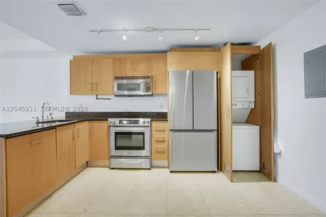 10275 Collins Avenue Bal Harbour FL 33154