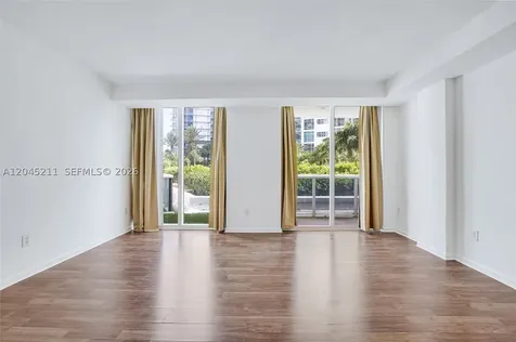 10275 Collins Avenue Bal Harbour FL 33154