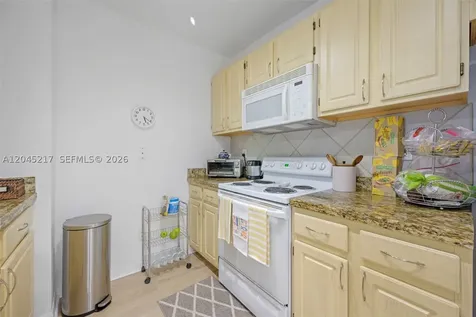 2665 SW 37th Avenue Miami FL 33133